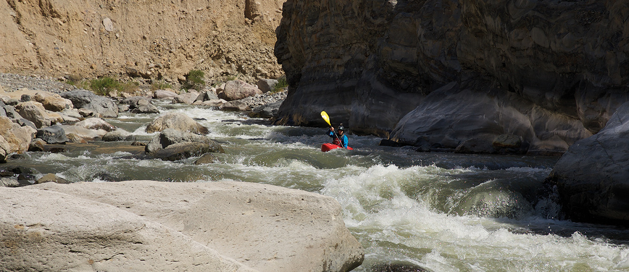 Steve Brooks kayaking in the Cotahuasi Canyon