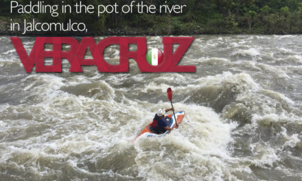 Paddling in the pot of the river in Jalcomulco, Veracruz