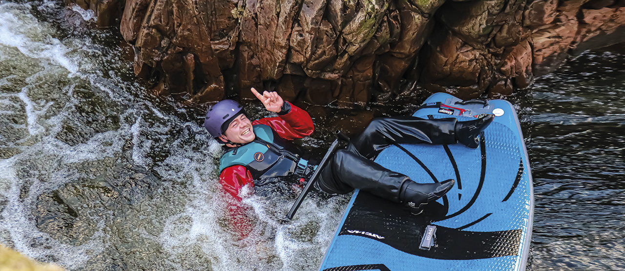 Left: A great social paddle with mates at Grantully. Photographer David Marshall