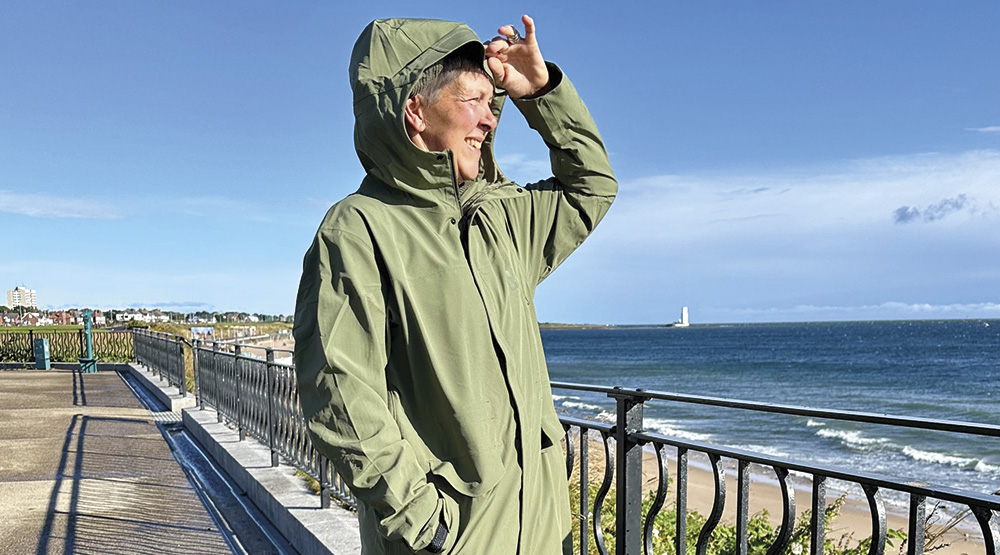 Red Paddle Co Pursuit changing robe