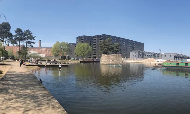 Fancy a paddling city break? Check out our top urban places to paddle