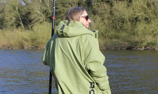 Rooster Aquafleece Robe – June 2025 issue